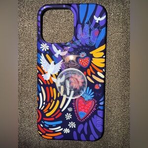 iPhone 14 Pro Max case by brand Casey with popsocket base